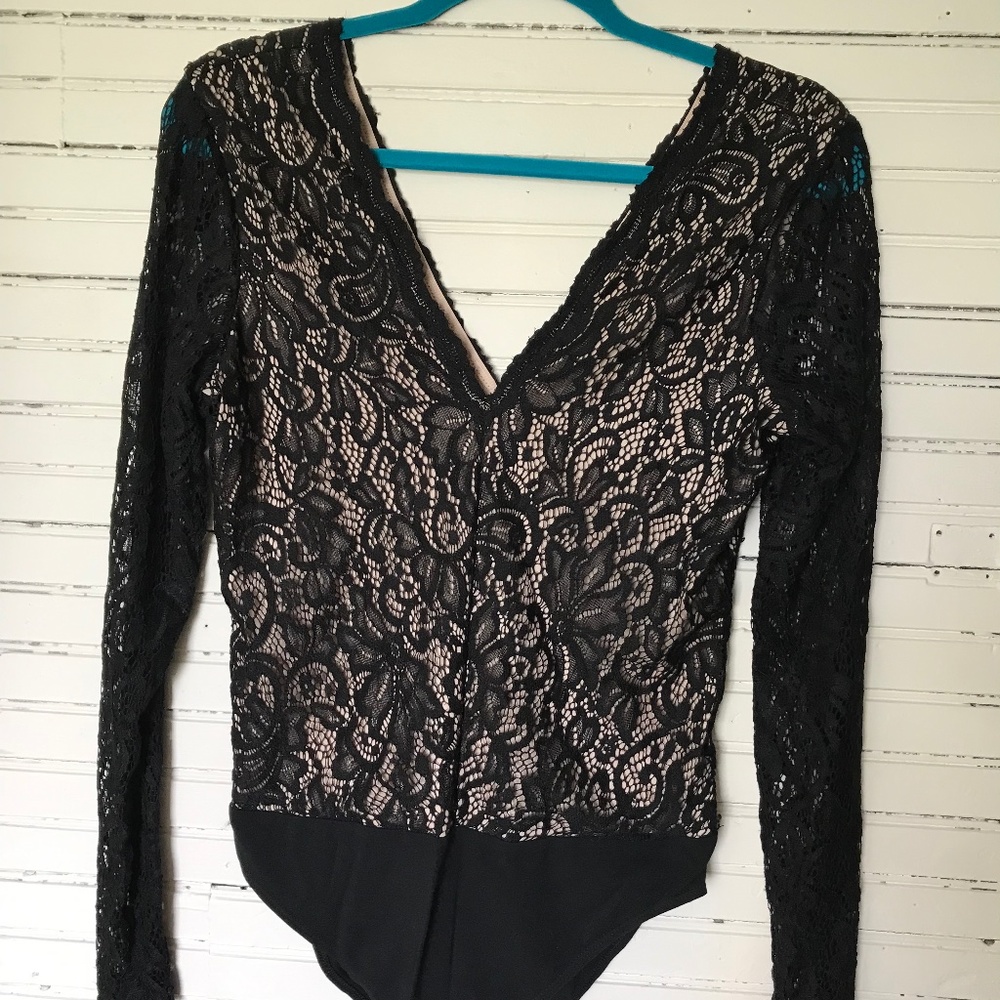 Express lace bodysuit size M stretchy!